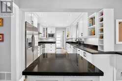 2 KIRKLAND COURT | Richmond Hill Ontario | Slide Image Thirteen
