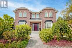 2 KIRKLAND COURT | Richmond Hill Ontario | Slide Image One