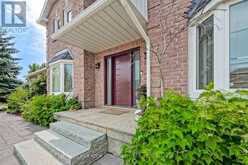 2 KIRKLAND COURT | Richmond Hill Ontario | Slide Image Two