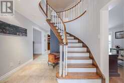 2 KIRKLAND COURT | Richmond Hill Ontario | Slide Image Seven