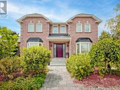 2 KIRKLAND COURT Richmond Hill Ontario, L4C 9J1