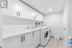 108 SOUTH PARK ROAD | Markham Ontario | Slide Image Thirty-four