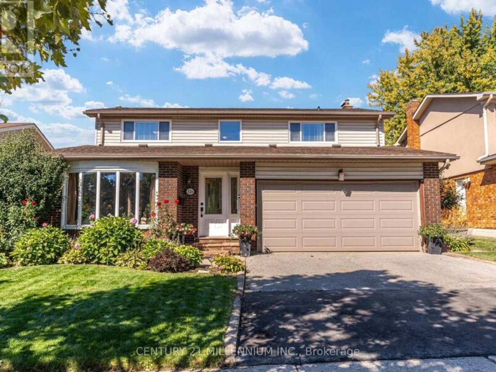 126 ELGIN DRIVE, Brampton, Ontario L6Y 2E8