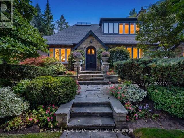 51 KING GEORGES ROAD Toronto Ontario, M8X 1L4 - 4 Bedrooms Home For Sale