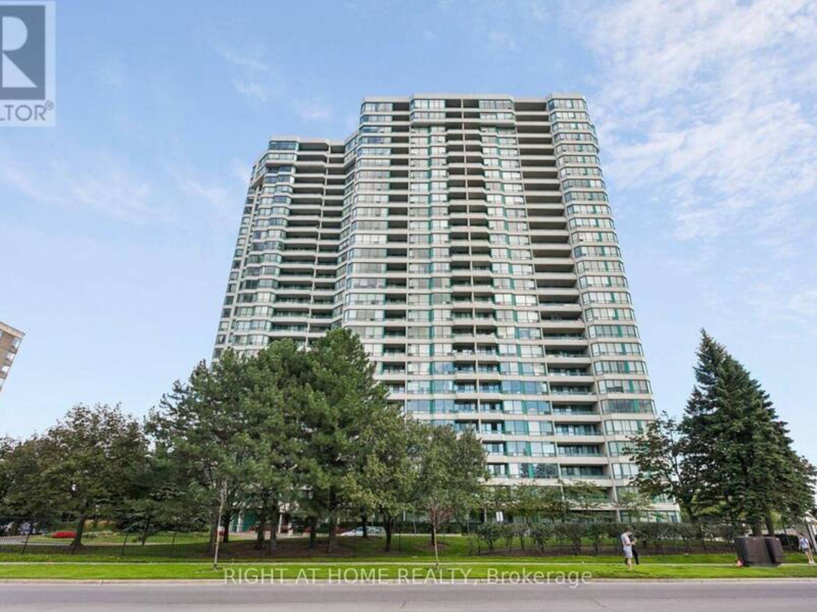612 - 550 WEBB DRIVE, Mississauga, Ontario L5B 3Y4