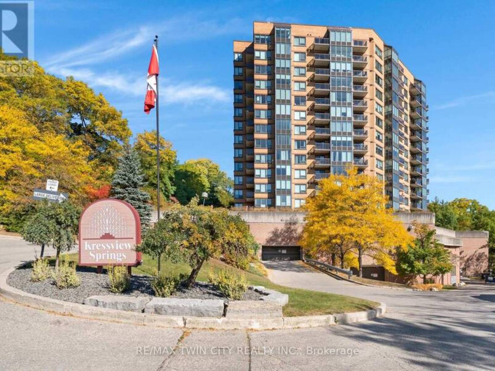237 KING STREET W, Cambridge, Ontario N3H 5L2