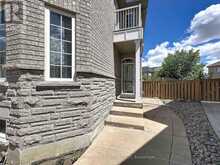 15 BELLEFONTAINE COURT | Vaughan Ontario | Slide Image Three