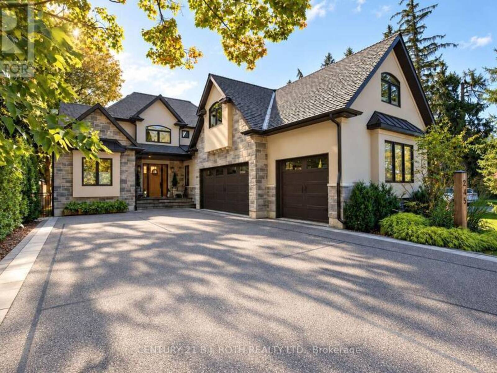 245 SUNNYBRAE AVENUE, Innisfil, Ontario L9S 1H8