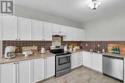 27 MAX AVENUE | Barrie Ontario | Slide Image Fifteen
