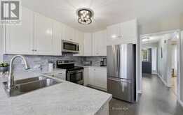 17 CLOVERFIELD STREET | Clarington Ontario | Slide Image Twelve