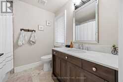 22 LITTLE ROUGE CIRCLE | Whitchurch-Stouffville Ontario | Slide Image Thirty-three