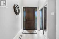 22 LITTLE ROUGE CIRCLE | Whitchurch-Stouffville Ontario | Slide Image Four
