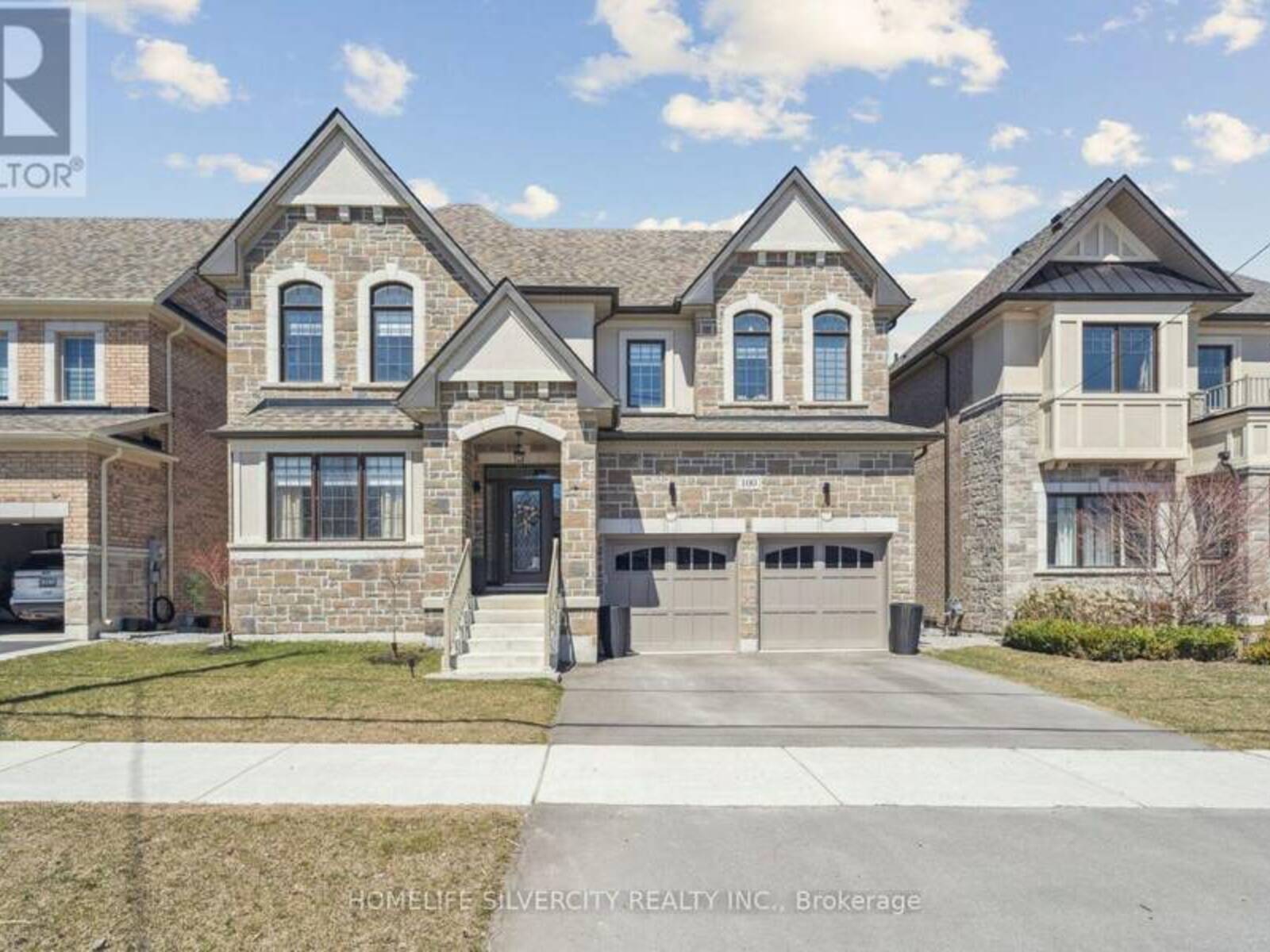 100 CHURCH STREET, Georgina, Ontario L4P 1J4