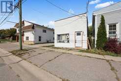 366 TALBOT STREET | Tay Ontario | Slide Image Five