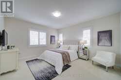 382 BEGONIA GARDENS | Oakville Ontario | Slide Image Sixteen