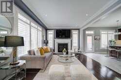 382 BEGONIA GARDENS | Oakville Ontario | Slide Image Seven