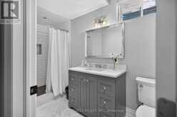 228 TWIN HILLS CRESCENT | Vaughan Ontario | Slide Image Thirty-one