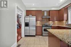 228 TWIN HILLS CRESCENT | Vaughan Ontario | Slide Image Nine