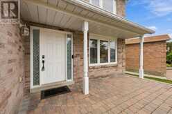 1582 KELVINWAY LANE | Pickering Ontario | Slide Image Three