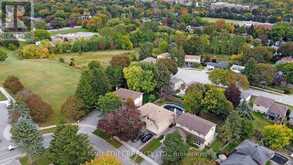 850 ARNOLD CRESCENT | Newmarket Ontario | Slide Image Twenty-nine
