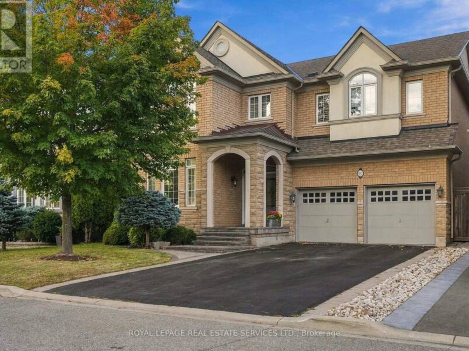 227 ALISON CRESCENT, Oakville, Ontario L6L 0C7