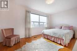 14 THURROCK ROAD | Toronto Ontario | Slide Image Twelve