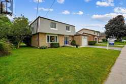 667 WESTWOOD DRIVE | Cobourg Ontario | Slide Image Two