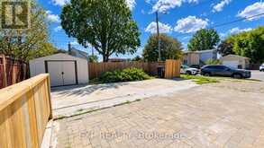 76 AVENUE ROAD | Cambridge Ontario | Slide Image Seven