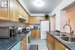 75 TRUMPETER STREET | Toronto Ontario | Slide Image Four