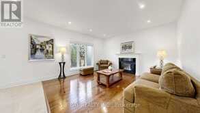 12 MACKAY DRIVE | Richmond Hill Ontario | Slide Image Seventeen