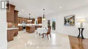 12 MACKAY DRIVE | Richmond Hill Ontario | Slide Image Nineteen