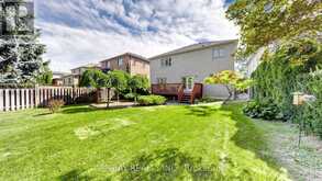12 MACKAY DRIVE | Richmond Hill Ontario | Slide Image Fifty