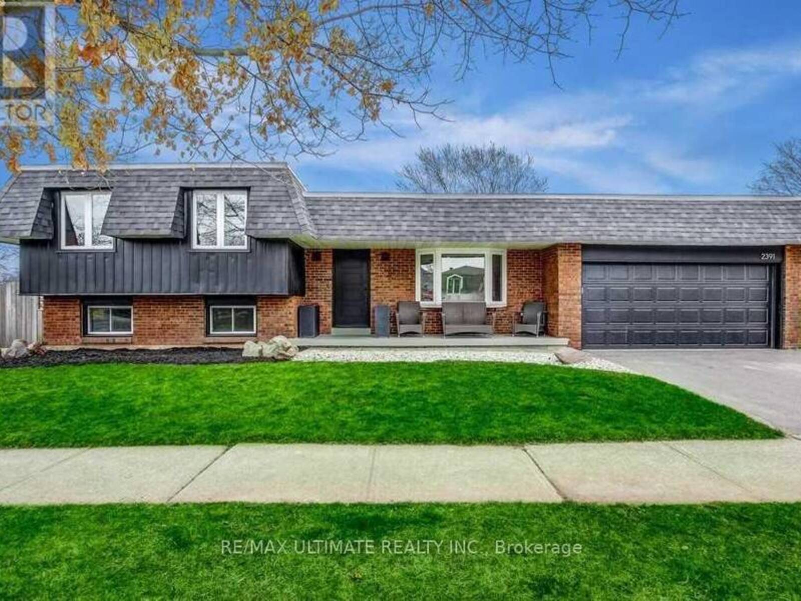 2391 WYANDOTTE DRIVE, Oakville, Ontario L6L 2T4