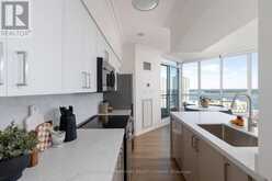 2811 - 230 QUEENS QUAY W | Toronto Ontario | Slide Image Four