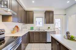 67 TANGO CRESCENT | Newmarket Ontario | Slide Image Eighteen