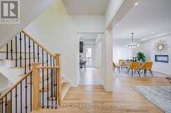 67 TANGO CRESCENT | Newmarket Ontario | Slide Image Eight
