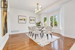 124 SHAFTSBURY AVENUE | Richmond Hill Ontario | Slide Image Fifteen