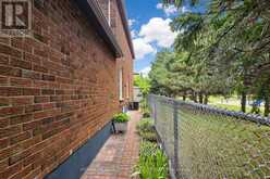 65 TANGMERE CRESCENT | Markham Ontario | Slide Image Thirty-five