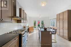 7 SUNDEW LANE | Richmond Hill Ontario | Slide Image Twelve