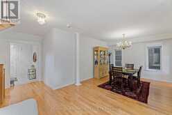 7 SUNDEW LANE | Richmond Hill Ontario | Slide Image Six