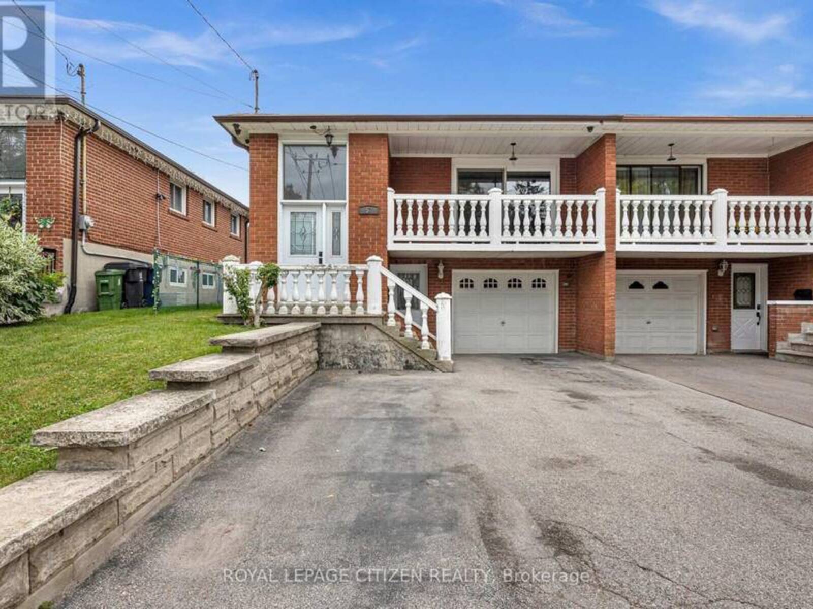 57 BAKERTON DRIVE, Toronto, Ontario M1J 2T3