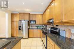 354 AUTUMN HILL BOULEVARD | Vaughan Ontario | Slide Image Twelve