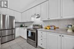 5 DELANO WAY | Newmarket Ontario | Slide Image Twenty-one