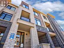 5 DELANO WAY | Newmarket Ontario | Slide Image Three