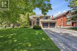818 EXCELLER CIRCLE | Newmarket Ontario | Slide Image Thirty-nine