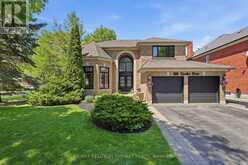 818 EXCELLER CIRCLE | Newmarket Ontario | Slide Image Forty
