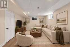 255 DUNSMORE LANE | Barrie Ontario | Slide Image Thirteen