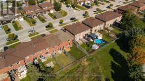 255 DUNSMORE LANE | Barrie Ontario | Slide Image Sixteen