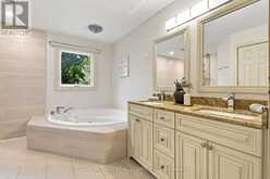 2087 MAYFLOWER BOULEVARD | Oakville Ontario | Slide Image Twenty-two