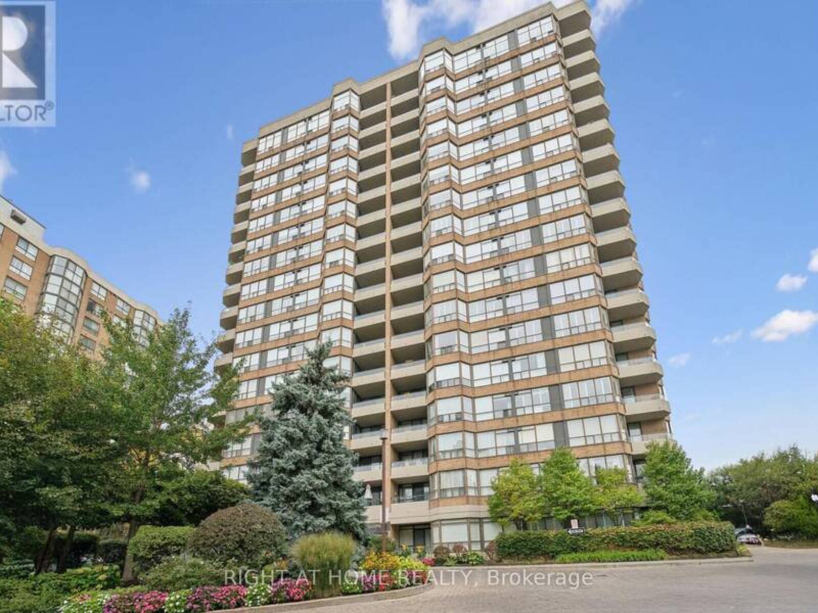 1217 - 268 RIDLEY BOULEVARD, Toronto, Ontario M5M 4N3